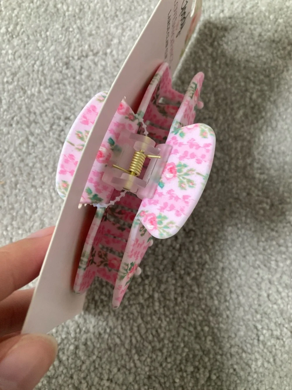 IN-HAND | LoveShackFancy x Target Goody Large Claw Clip Strawberry Macaroon